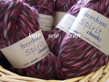 Twilleys Freedom Spirit Chunky Yarn Elegance 809 100% Pure Wool