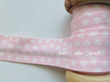 25mm wide pink bias binding with white flowers 883-9774