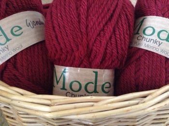 Wendy Mode Chilli Pepper 211 Chunky Knitting Wool 100g ball Merino