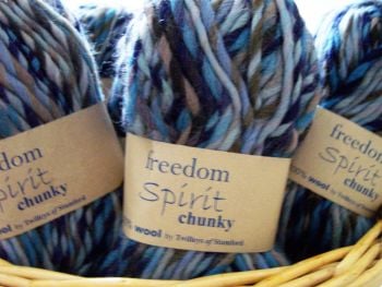 Twilleys Freedom Spirit Chunky Knitting Wool 806 Air