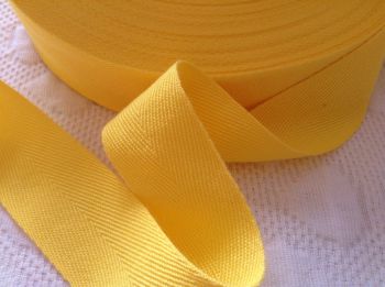 Yellow Soft Acrylic Twill Tape 25mm Webbing Blankets Pinafores Bags