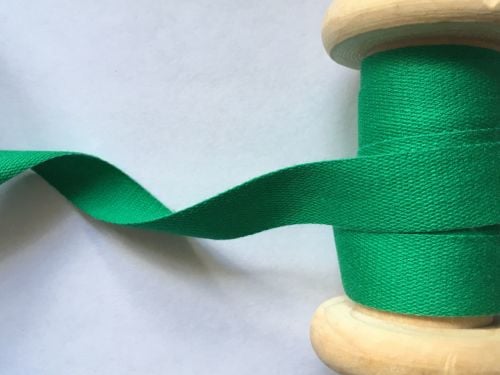 14mm Emerald Green Cotton Tape Apron Ties Cushions Manubens 060
