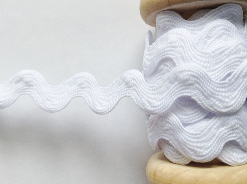 Large White Ric Rac Braid
