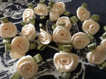 10 Cream Ribbon Roses with Green Leaves