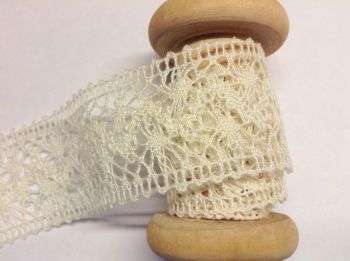 Cream Crochet Lace Fabric Trimming