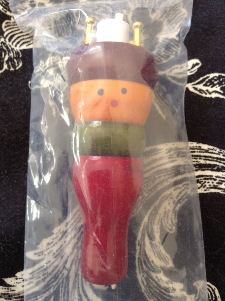 French Knitting Dolly - Whitecroft Tricotin