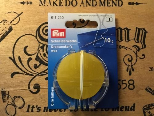 Prym Beeswax & Holder for Sewing Needles Thread
