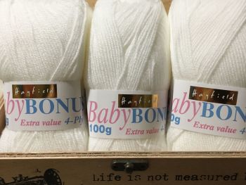 Sirdar Baby Bonus 4 Ply Wool – White