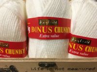 Sirdar Bonus Chunky Yarn â€“ White