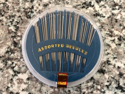 Hand Sewing Needles Compact 30 Mixed Sizes