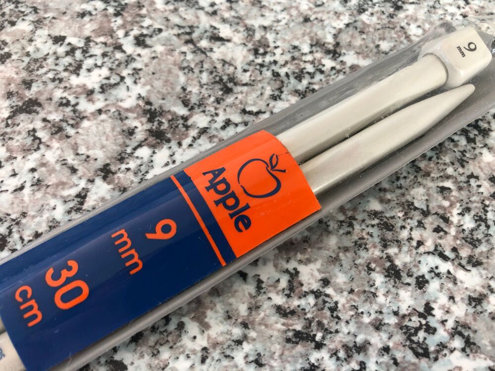 Knitting Needles Apple 9mm Length 30cm
