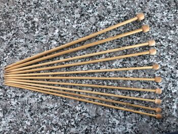 Darice Bamboo Knitting Needles Set 3.5mm, 4mm, 4.5mm, 5mm, 6mm
