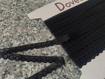 13mm Lace Trimming Dovecraft DC12910