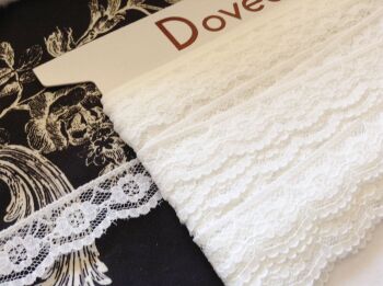 Flower Pattern White Lace 1" Dovecraft Half Metre DC422901