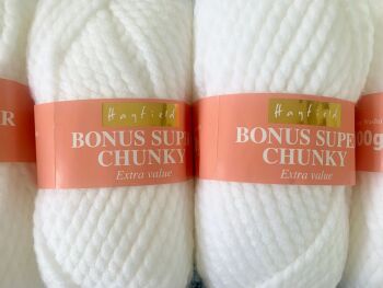 Hayfield Bonus Super Chunky Wool 100% Acrylic - White