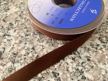 Brown Hemming Tape For Trousers - Berisfords Kick Tape