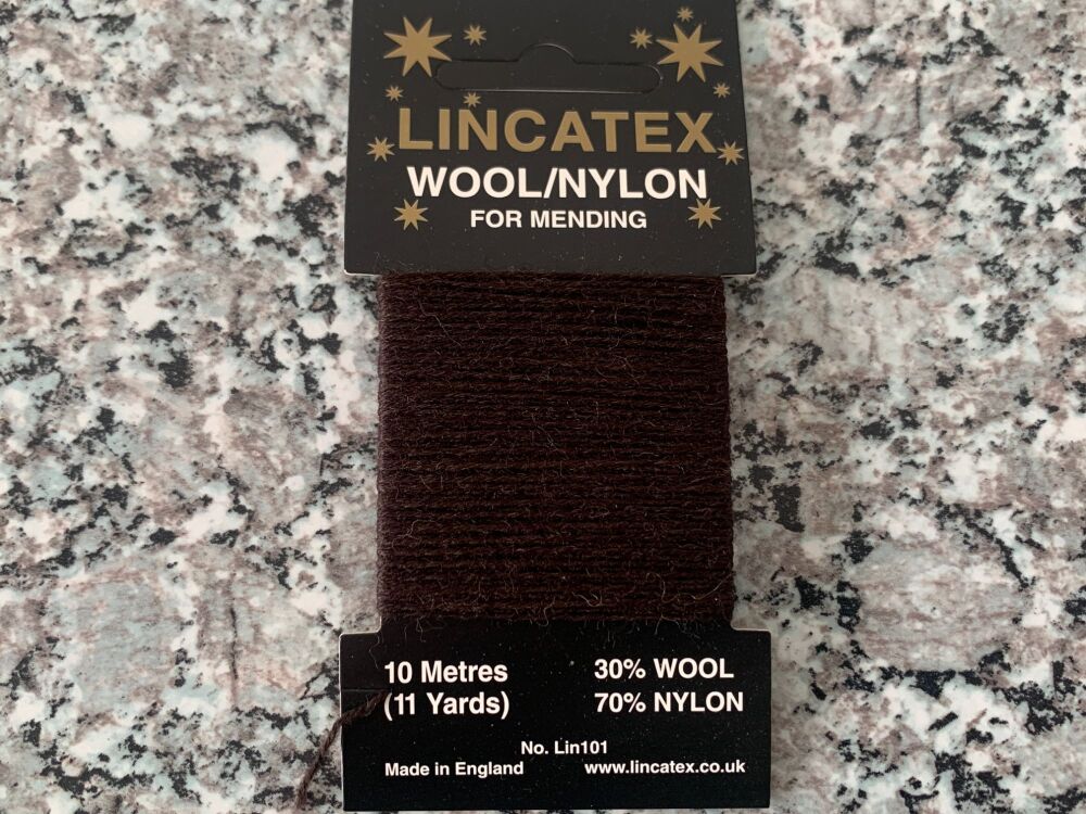 10 metres Lincatex sock darning wool Brown