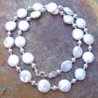 Blog - June Birthstone - Pearl (1)