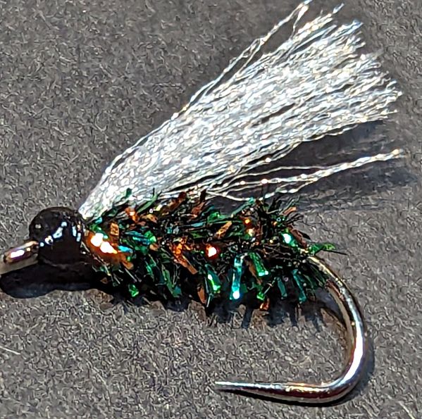 Cormorant,Synthetic Herl and White  pulse fibre# 12 Barbless [cor27]