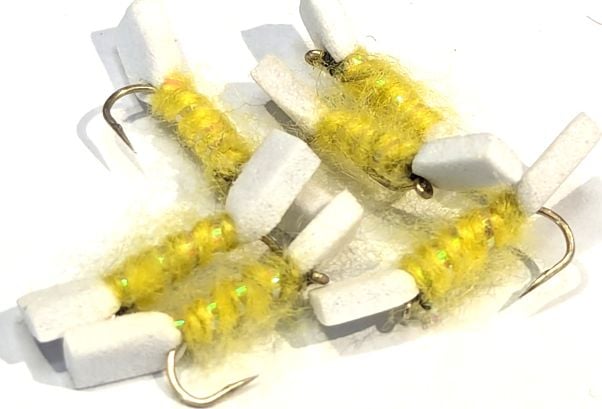 Buzzer - Shipmans - yellow and white - sugar cube #12 BARBLESS [BS17]