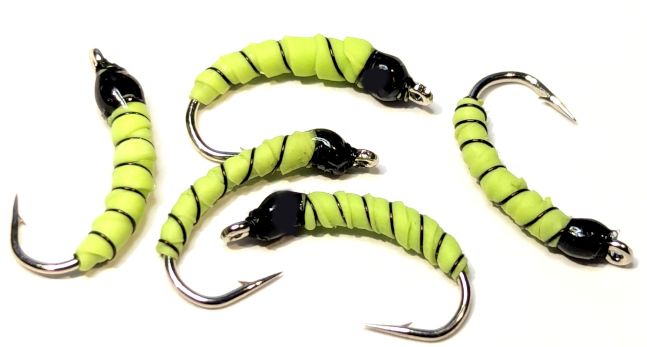 maggot,Latex- lt lime - Black #10  barbed [mag 7]