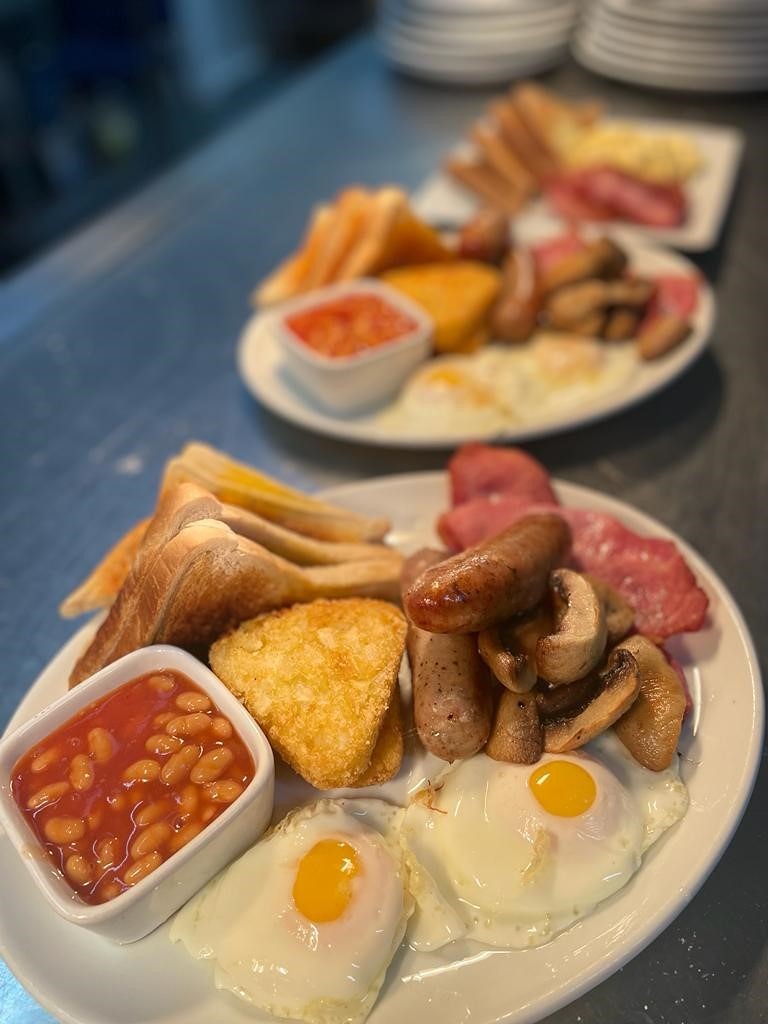breakfast 2023 silverstone golf club.jpg