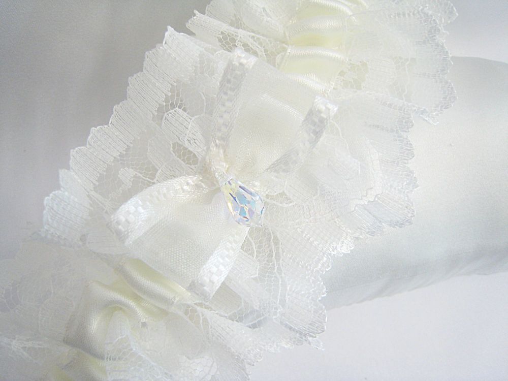 Custom Made Lace Wedding Garter With Preciosa Crystal Teardrop