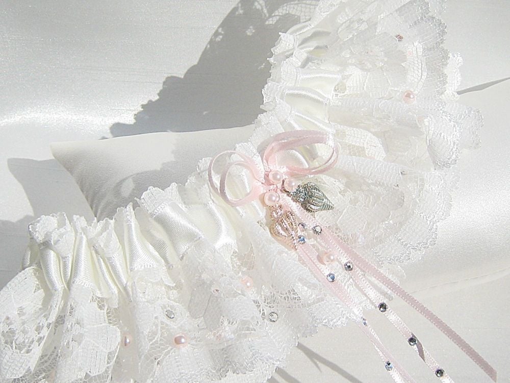 Seashell Luxury Wedding Garter
