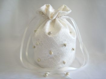 Ivory Brides Bag, Pandora Balls