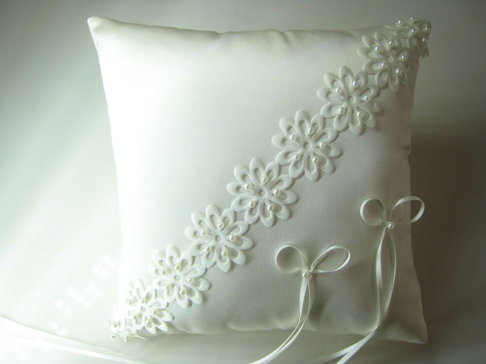 Last One!  All Ivory Two Tone Wedding Ring Cushion