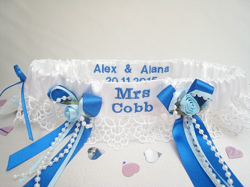 Celebrity wedding garter, in white and royal blue