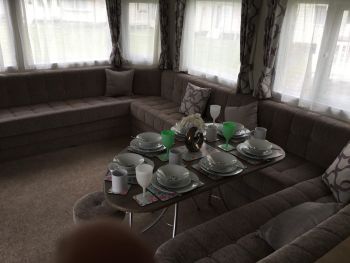 lakeside 24 living room
