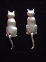 Swishing Tail Cat Earrings