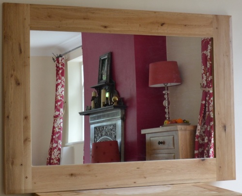 Hampton Abbey Mirror