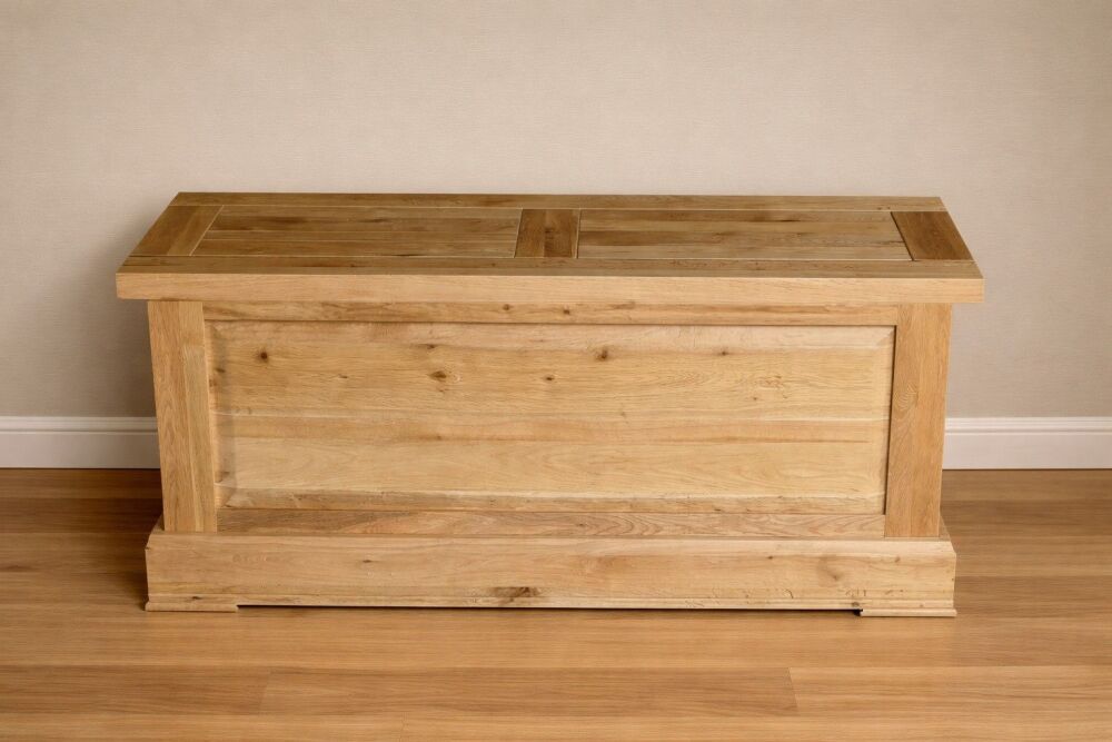 Hampton Abbey Oak blanket box