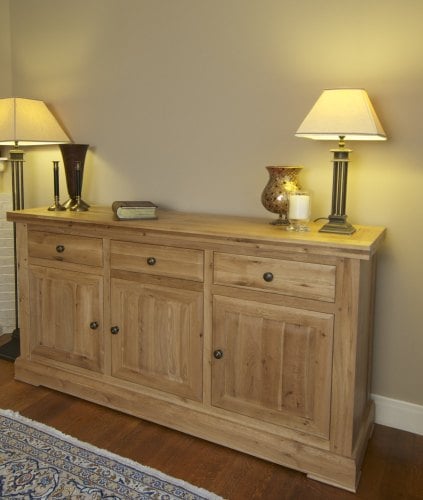 Hampton Abbey 3 Door Sideboard