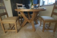 Hampton Abbey Oak Table - 1.2m Circular Table