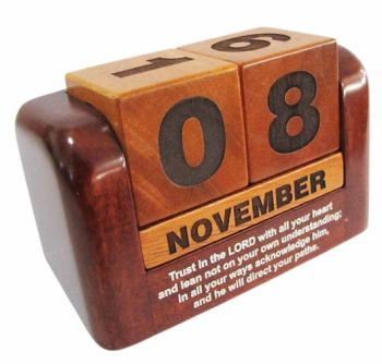 Christian desktop gift solid wooden perpetual calendar - Trust in the Lord 10cm wide