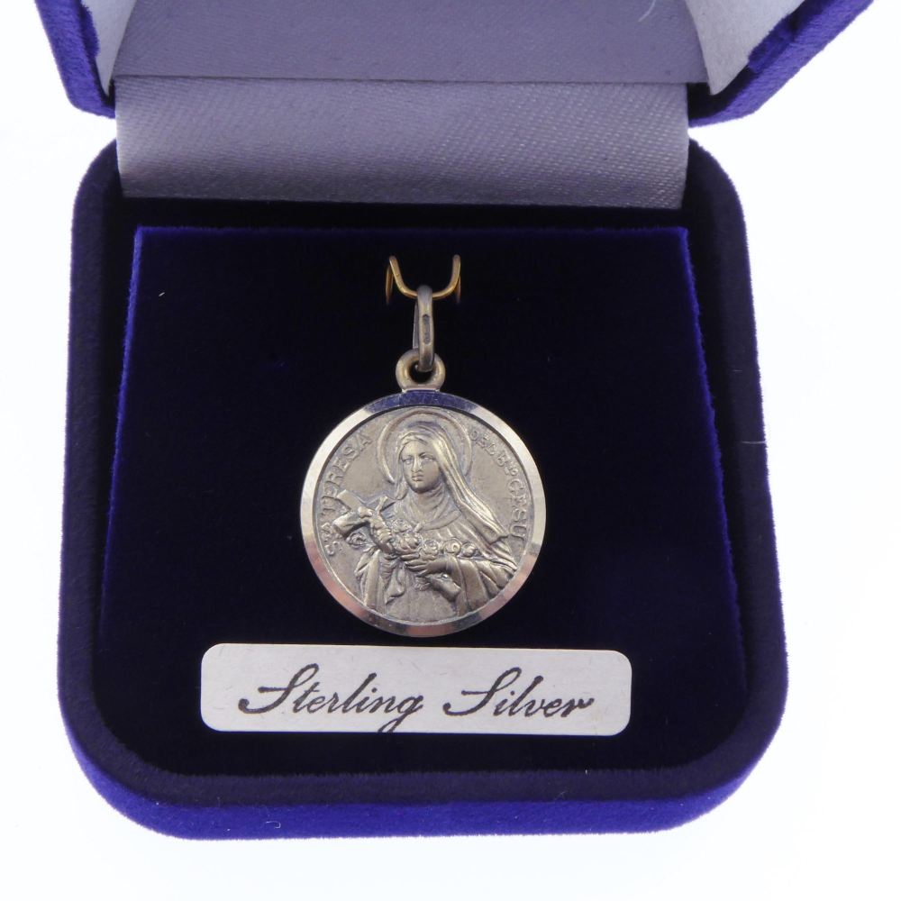 Sterling silver St. Teresa medal in velvet gift boxed 20mm 
