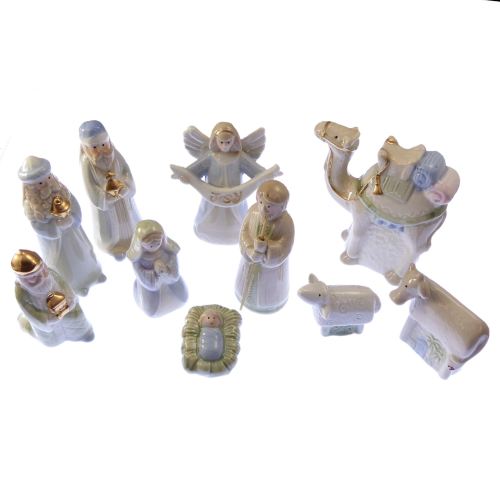 Children's fun glazed porcelain Christmas Nativity set scene 10 figures 4
