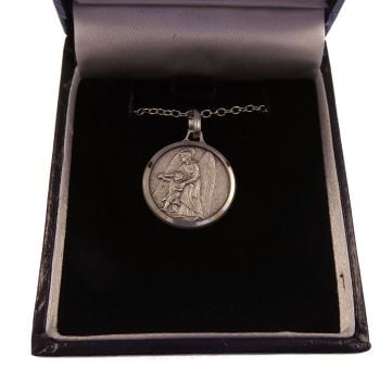 Silver plated Guardian Angel gift boxed round 1.8cm medal and 18" necklace Catholic