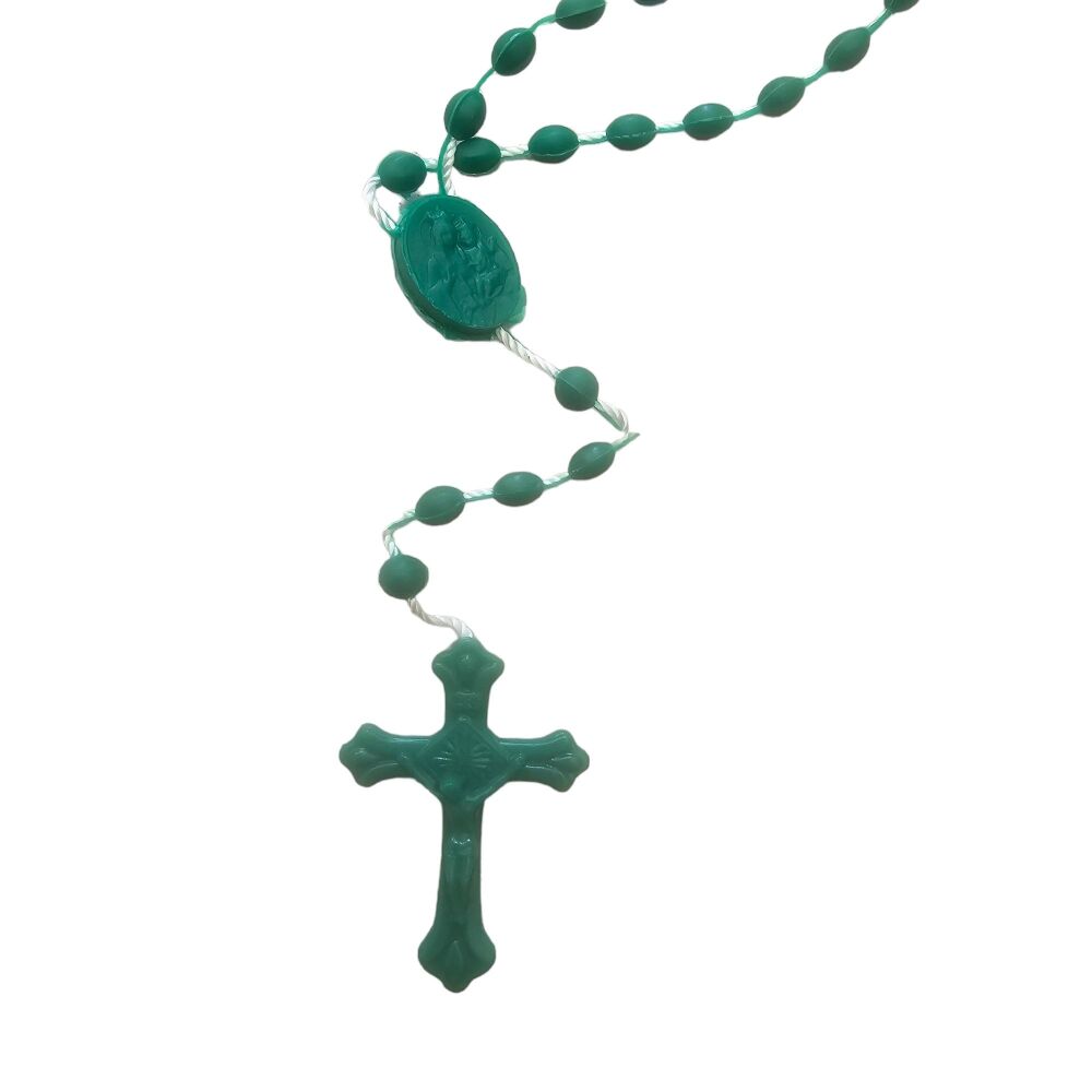 Green plastic basic oval rosary beads 42cm length can use center as a clasp