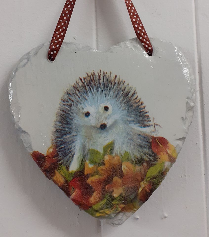 Decoupage Slate Hanging Heart - Hedgehog Design