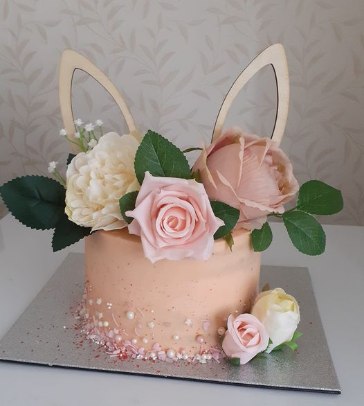 Rabbit Ears Hollow Silhouette Cake Topper