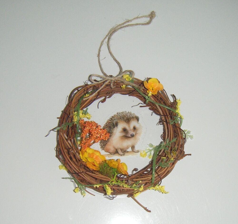 Mini Wreath - Woodland Floral Hedgehog