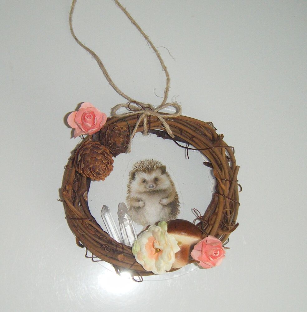 Mini Wreath - Woodland Crystal Hedgehog