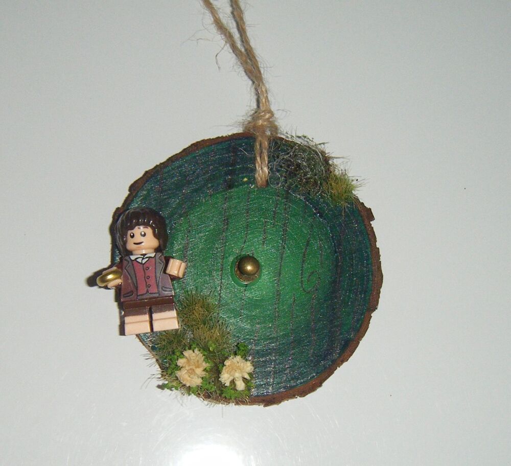 Mini Hobbit Door - Frodo Baggins Fairy Door
