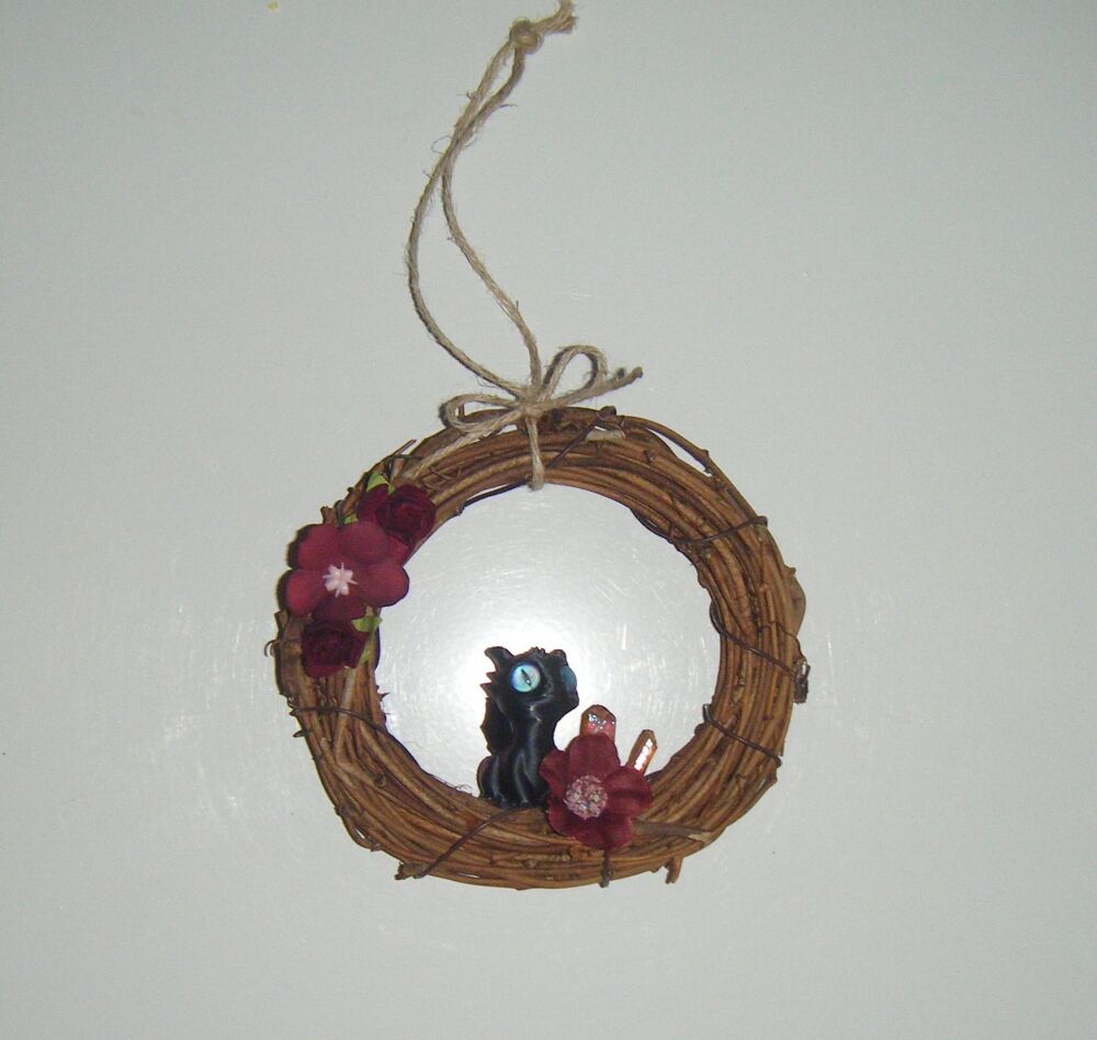 Mini Wreath - Hanging Ornament with Dragon