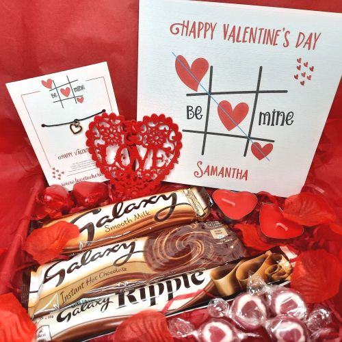 </0001>Mini Valentine's Day Box - Personalised Card, Wish Bracelet & Treats