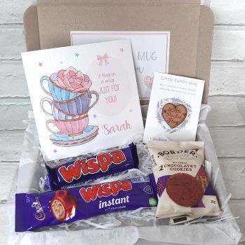 Hug In A Mug Box - Pocket Hug, Personalised Card with Cadburys Wispa Hot Chocolate & Cadburys Wispa Chocolate